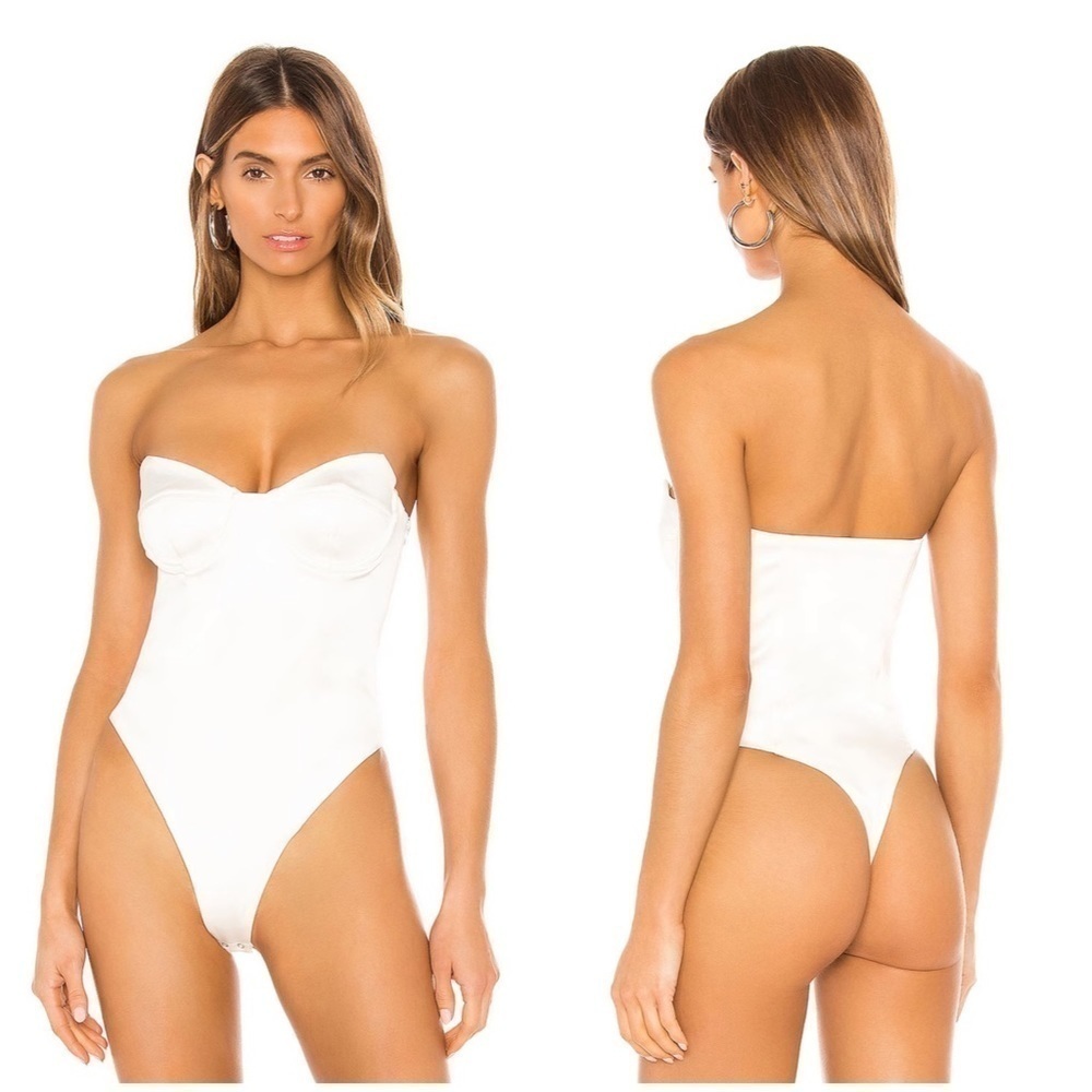 Revolve H:ours Tabitha Bodysuit in White Size L